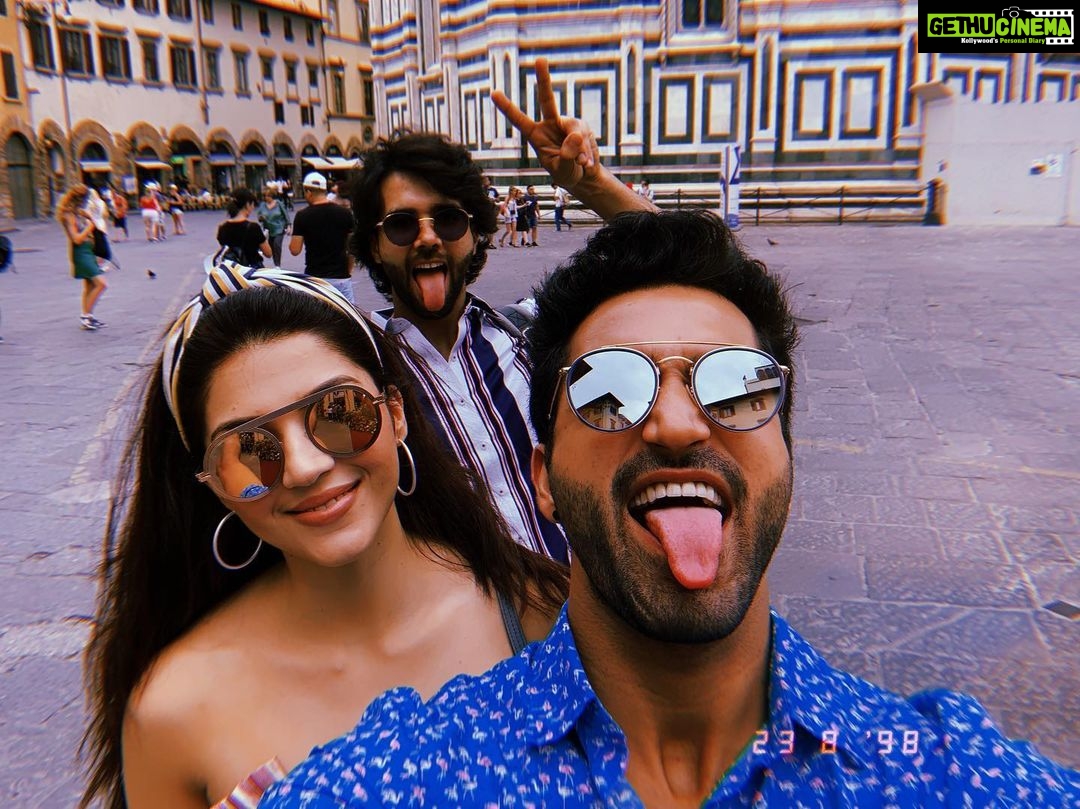 Mehrene Kaur Pirzada Instagram - #squad