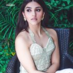 Mehrene Kaur Pirzada Instagram - I am a Woman. What’s your Superpower ? 🥰 #happywomensday to all you wonderful ladies 😍 You are Special 💗