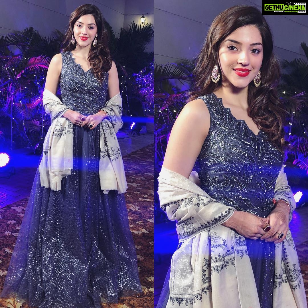 Mehrene Kaur Pirzada Instagram - ❤️