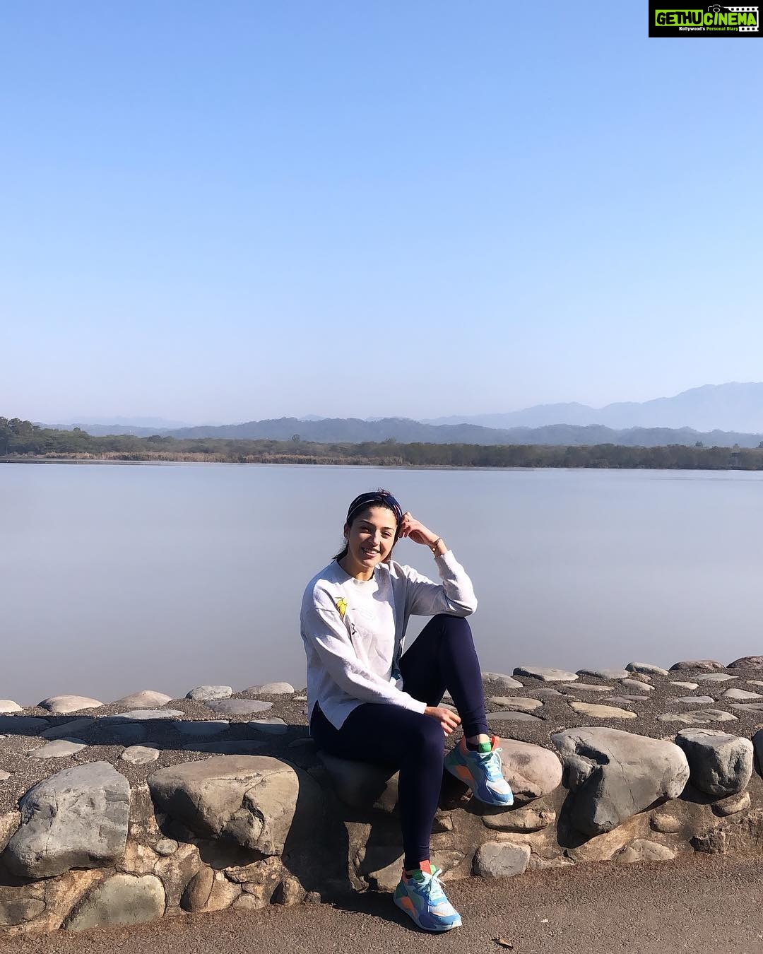 Mehrene Kaur Pirzada Instagram - 😍😍😍 Sukhna Lake, Chandigarh