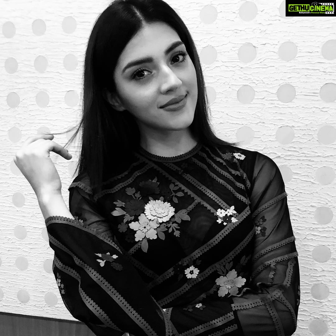 Mehrene Kaur Pirzada Instagram - Be enough for yourself first the rest of the world can wait.