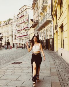 Mehrene Kaur Pirzada Instagram - #throwback #praguediaries
