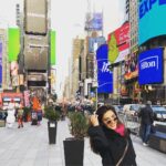 Mehrene Kaur Pirzada Instagram - New York State of mind 💞 #NYC Times Square, New York City