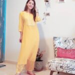 Mehrene Kaur Pirzada Instagram - Yellow 💕💕💕