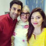Mehrene Kaur Pirzada Instagram - Family 💕💕💕 #HappyDiwali 🌠