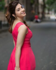 Mehrene Kaur Pirzada Instagram - “When the world went cold it was only her smile that froze.” 💕💕💕