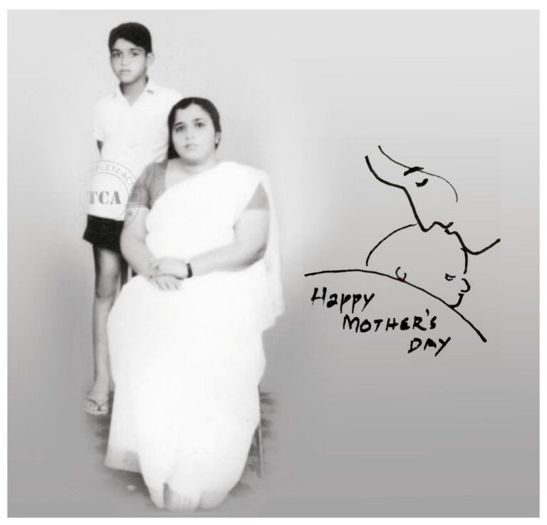 Mohanlal Instagram - Happy Mother's Day . . . . #mothersday #amma
