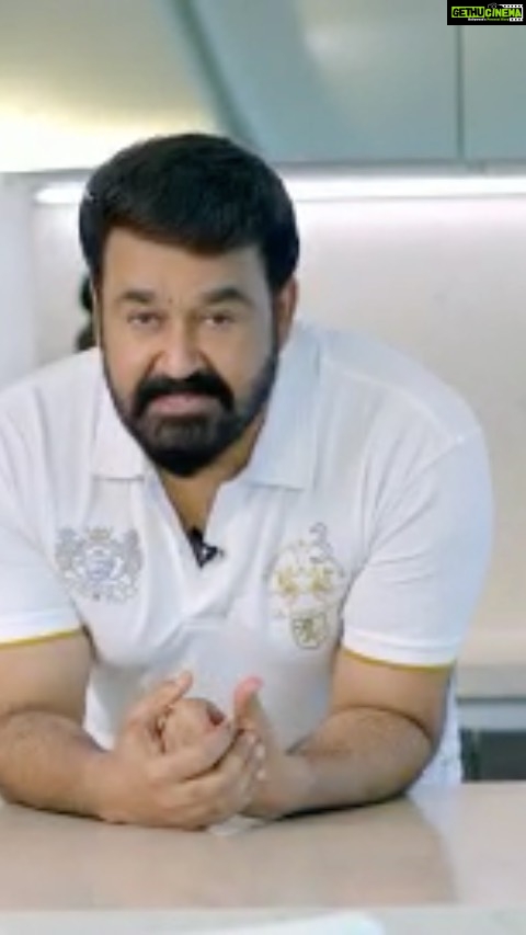 Mohanlal Instagram - One fine day we were all asked to stay at home as a protective measure against the covid pandemic. None of us were prepared to do so for such a long period of time. I charted out a daily routine to make these times productive by doing things I’m passionate about. Here’s a video from back then. . . . . . #cookingathome #cooking #passion