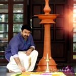 Mohanlal Instagram - Happy Onam Everyone 😊 . . . . . . #Onam #onamwishes #kerala #onam2020