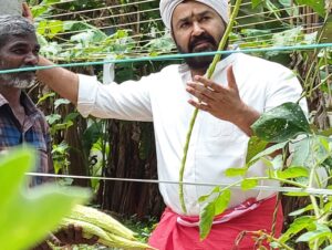 Mohanlal Instagram - Organic Farming at Home
.
.
.
.
.
#irganic #organicfood #organicfarming #farming #farm #organicvegetables