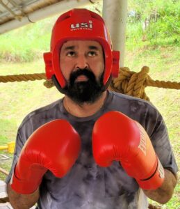 Mohanlal Instagram - 🥊🥊
.
.
.
.
#boxing #boxingtraining