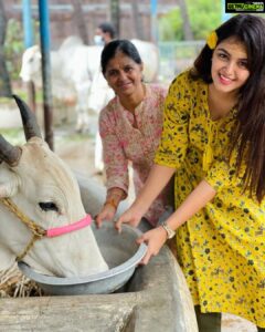 Monal Gajjar Instagram - 🥰🥰🙏🥰🥰