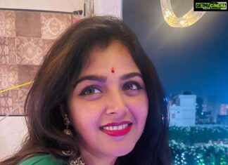 Monal Gajjar Instagram - 🥰💝🪔😍