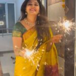 Monal Gajjar Instagram - Wishing you very happy Diwali 🪔 🪔🪔🪔 May the light of Diya’s fill your home with wealth, happiness & success that brings you joy! God bless you all. My peddha family 🥰🙏🥰🪔 from M Monal Gajjar family #deepavali #diwali #festival #happydiwali #india #family #love #diwalivibes #festivaloflights #celebration #indian #diwaligifts #diwalidecorations #indianfestival #laxmipuja #festiveseason #diya #crackers #lights #instagram #fireworks #bhfyp #monalgajjar #imqueen👸🏻👑