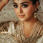 Monal Gajjar Instagram – Bcoz You know better 🎵 ❤️

#trending #reels #payaldev #badshah #reelsinstagram #white #fashion #love #tereliye #monalgajjar #imqueen👸🏻👑