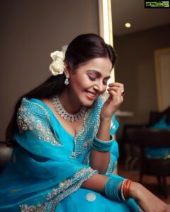Monal Gajjar Instagram - 💕When u call my name with love 💕

🌷🌷🌷

Outfit🥻 - @divya_varun_official 
Accessories - @pretty.jewelbox 
Styled by - @iamsaisaavreen  @saisaavreenchowdary 
 MUA - @ramesh.babu_makeupartist 
Hair - @chinnisrinu_stylist 
 📸:- @pj_shanth @photojamsstudio

#monalgajjar #peceful #actor #lifestyle #love #saree #faishon #happy #india #bollywood#photooftheday #instagood #ootd #follow4followback #instastyle #lookgoodfeelgood #monalgajjar #lifeisbeautiful #tollywood
#imqueen👸🏻👑