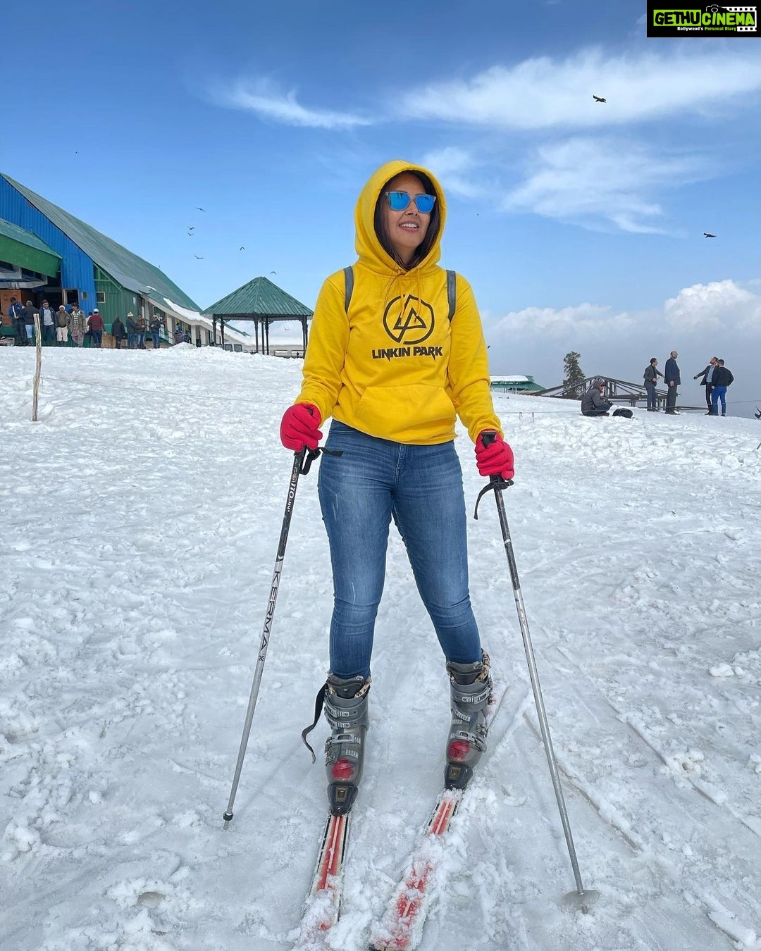Monal Gajjar - 86.5K Likes - 🥰 Do what you love🥰