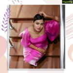 Monal Gajjar Instagram - Love just comes in one colour. pink!💕💝💕 Styled by @impriyankasahajananda ✨ Outfit @houseofshachi 👗 jewlery:- @kushalsfashionjewellery 💎 #love #pink #actor #telugu #gujaratimovie #bosslady #bigboss #bollywood #tollywood #danceplus #actorslife #monalgajjar #mmonalgajjar #styledbypriyankasahajananda #imqueen👸🏻👑