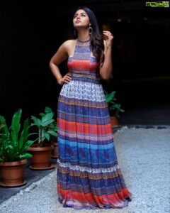 Monal Gajjar Instagram - "it's hard to beat a person who never gives up." - Babe Ruth

Have a nice day...!

Styled by @impriyankasahajananda ✨ 
Outfit @houseofshachi 👗jewlry @kushalsfashionjewellery 💎

#styledbypriyankasahajananda #actor #actorslife #monalgajjar #imqueen👸🏻👑 #tollywood #kollywood #bollywood #film #gujaratifilm #marathimovie #indian 
#ladyboss #girlboss #bossbabe #bosslady #girlpower #motivation  #love #beauty  #fashion #beyourownboss #womenwhohustle #womenempoweringwomen #inspiration #bossbabes #instagood