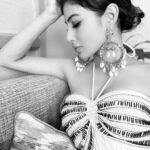 Mouni Roy Instagram - We are in the last day of the year. I just felt I should say thank you to each and err’yone that made me smile this year. YOU ARE ONE OF ‘EM! THANK YOU♥️ & Happy last day of 2021 monsters xxxxxx