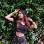 Mouni Roy Instagram - Secret garden 🪴 #throwback