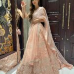 Mouni Roy Instagram - 🪔✨ @houseofneetalulla x @curiocottagejewelry x @rishika_devnani
