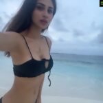 Mouni Roy Instagram - #canibeherepweez ?