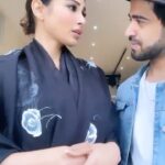 Mouni Roy Instagram - Back in my school days when i performed on Ek pal ka jeena i used to perform this full scene and then get into the song just like it is in the film.. #nostalgic P.s. This is my first ever lip sync video 🙈 @imouniroy so much drama you are😝 #knph#rehearsals#hrithikroshan#godisgreat