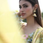 Mouni Roy Instagram –