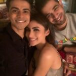 Mouni Roy Instagram - Best coz BEST!!!!! @rahuldid @pratikutekar.official #MINE ♥️🔆🧿