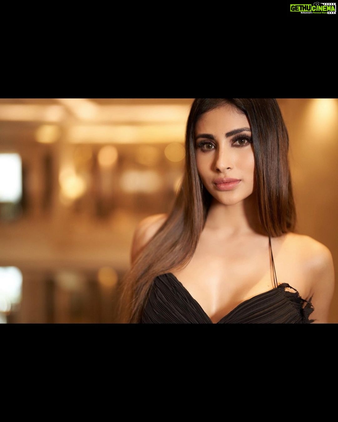 Mouni Roy Instagram - Quick successions of busy nothings…🐣 #GibberishIsMySuperpower ☺️ ____________________________________________________ Outfit - @bloni.atelier Footwear - @louboutinworld Team Credits: @exhibitmagazine Chief Editor - @ramesh_somani Shot by - @avigowariker Styled by - @simran_kabra Assisted by - @amishaajain Hair - @chettiarqueensly Make Up - @chettiaralbert Artist's Reputation Management - @media.raindrop
