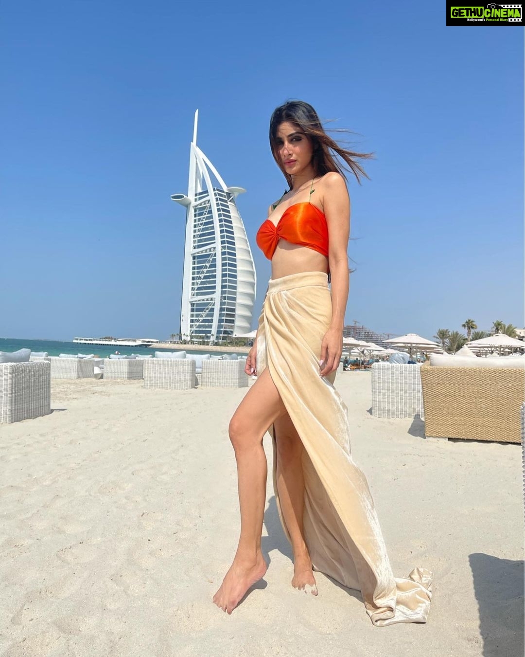 Mouni Roy Instagram - Always happy 🦋🔆🔱 • • • • @ragdoll.in X @nidhikurda @anusoru Dubai, United Arab Emiratesدبي