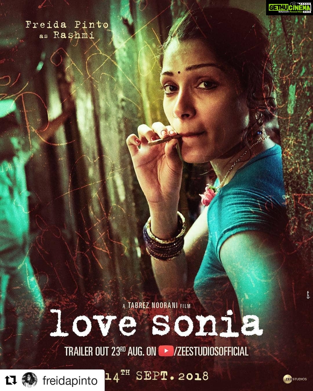 Mrunal Thakur Instagram - #Repost @freidapinto (@get_repost) ・・・ She is the blurred line between love and hate. Here’s Rashmi! #LoveSonia #AgainstAllOdds Trailer out tomorrow! Love, Freida #TabrezNoorani @mrunalofficial2016 @therichachadha @bajpayee.manoj @rajkummar_rao @anupampkher @_adilhussain @saietamhankar #DavidWomark @man_on_ledge @shalinithackeray @gautambthakker @superyapper @samraajtalkies @zeestudiosofficial @lovesoniamovie