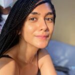 Mrunal Thakur Instagram - Hairgicians People who create magic for clients without a wand 🔥🪄 Thank you team @dreadley_dreadlocksbyashley and team Bucket list 🦋✨ Live in New York City Go Skiing ⛷ Adopt a cat 🐈 ✅ Take a pottery class Bake a cake 🎂 ✅ Own a sunflower 🌻 field Micro box braid ✅💃 YAY! Swim in the ocean , etc etc .... #microbraidinghair #hairbraiding #hairtransformation #hair #love #hairgicians #bucketlist #newyork #instagood #appreciationpost #hairstyle #instalove