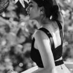 Mrunal Thakur Instagram - <3 🖤🤍 #mondayvibes #instamood #blackandwhite #monday