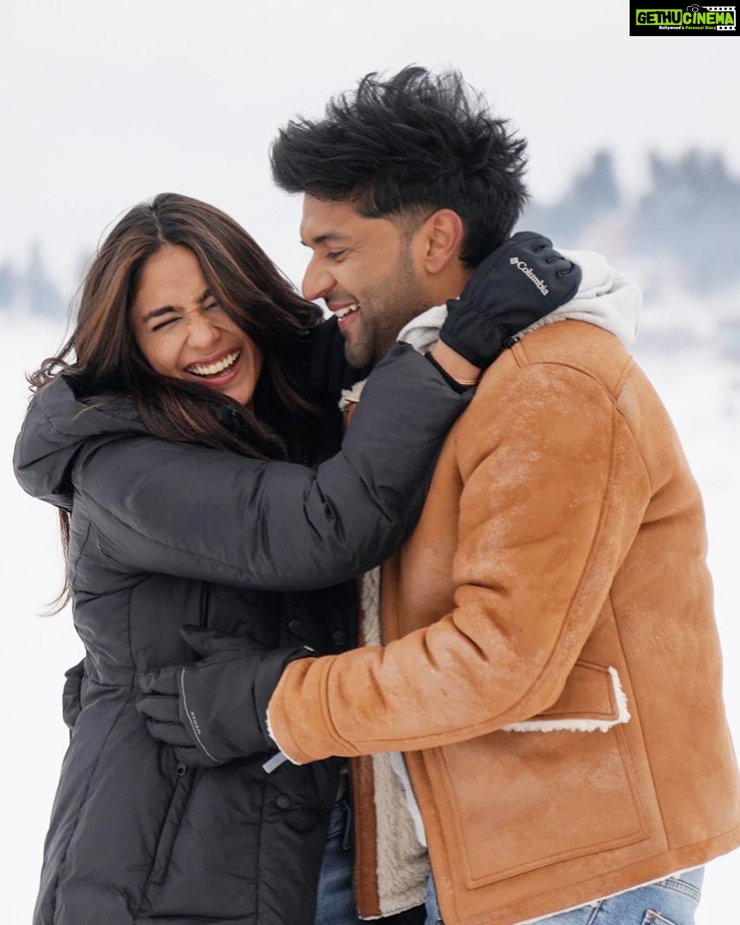 Mrunal Thakur Instagram - Cold hands and warm hearts ❄️❤️ Coming sooon with the best and my Favourite @gururandhawa @tseries.official Gulmarg
