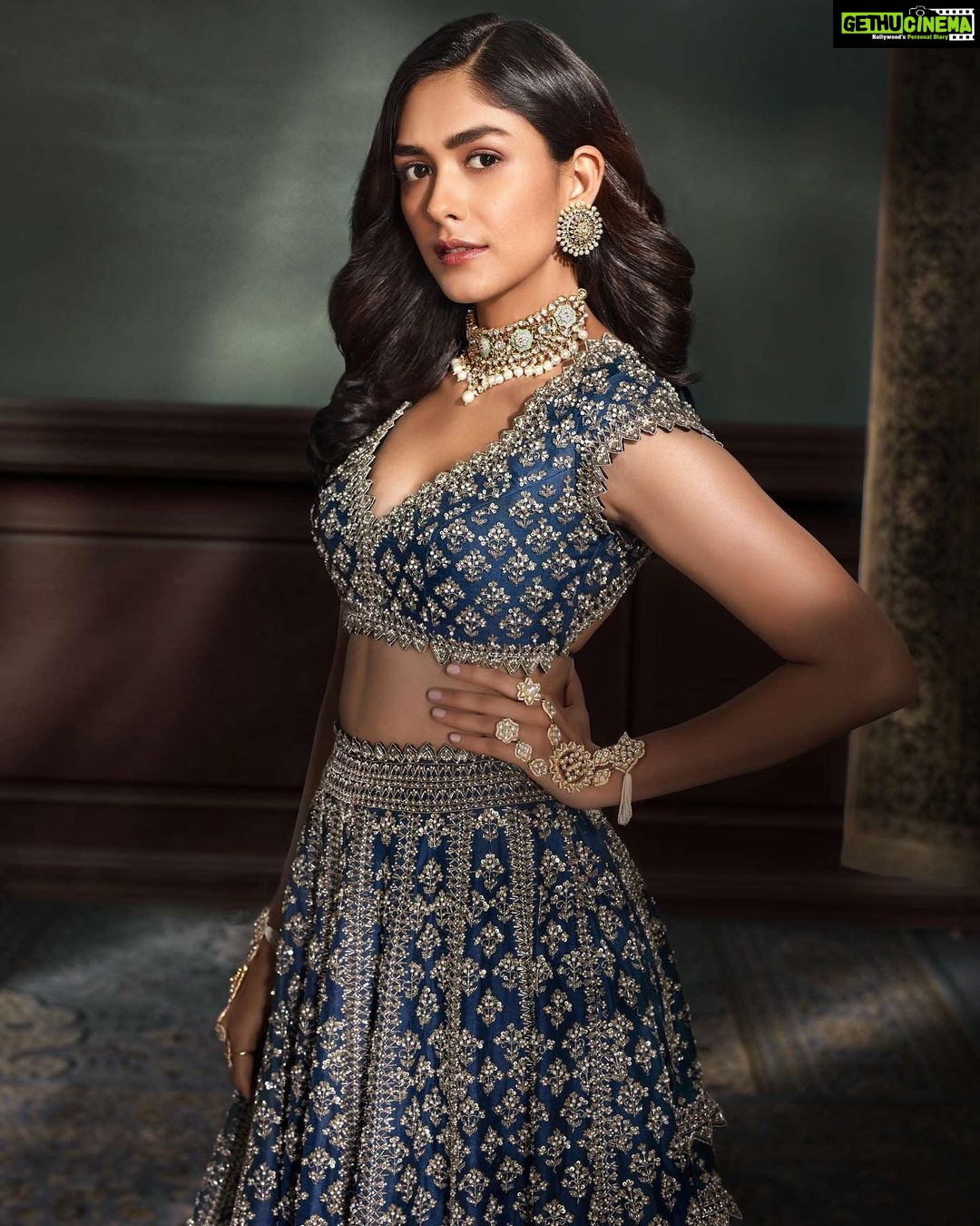 Mrunal Thakur Instagram - Not your babe! Go to bed 😜