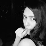 Mrunal Thakur Instagram - Too bad when you can’t wear your favourite Instagram filter out in public !😎😜 . . . P.S the only way I can travel countries 😭😭😂 🖤🤍❤️♾ #blackandwhite #tokyo #instafilter #vintagesoul #instagood