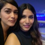 Mrunal Thakur Instagram – Date night with  @missblender @katyperry @dualipa and #Mumbai 
#saturdaynight