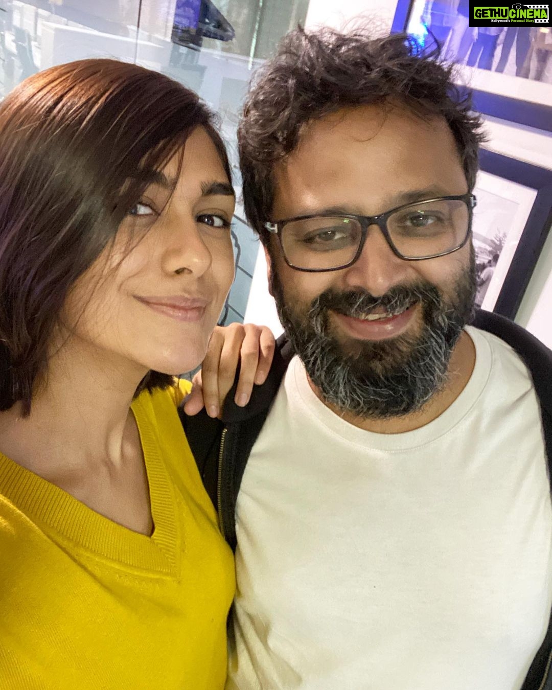 Mrunal Thakur Instagram - With the Favourite ! Missed you @thejohnabraham @onlyemmay @madhubhojwani and of course @milapzaveri hai mein Marjaavan!!!
