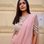 Mrunal Thakur Instagram - 🌸🌸🌸 Outfit - @ridhimehraofficial Jewelry - @anaqajewels Stylist: @sheefagilani Assisted by: @jeevikab Hair: @mallikajolly 📷: @storytellers_management @siddhant_singhvi Makeup: @missblender