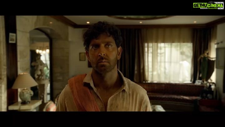 Mrunal Thakur Instagram - Sapne tere sachche kar ke, dikhane aaya #Paisa. Song out @hrithikroshan @mrunalofficial2016 @karishmasharma22 @nandishsandhu @theamitsadh #PankajTripathi #AnandKumar @sarkarshibasish #SajidNadiadwala @vishaldadlani @ajayatulofficial #AmitabhBhattacharya @reliance.entertainment @nadiadwalagrandson @pvrpictures @zeemusiccompany @super30film
