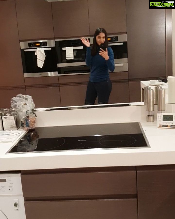 Mrunal Thakur Instagram - Home for next 2 days.... . . . . #london #timelapse #vrbo #travel #unitedkingdom #aroundtheworld #love Bloomsbury