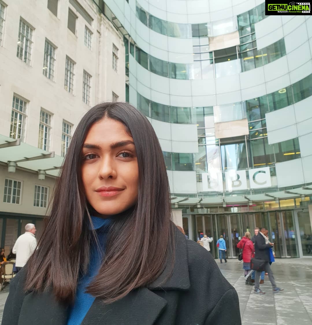 Mrunal Thakur Instagram - @bbcradiolondon Broadcasting House