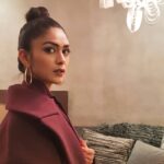 Mrunal Thakur Instagram - Ready☻ . . . . . . #instagood #instapic #london #londonfashion #lookoftoday #ootd #simple #lovesonia #screening #uk #travel #lovetravelling #lovemyjob #chillynights London, United Kingdom