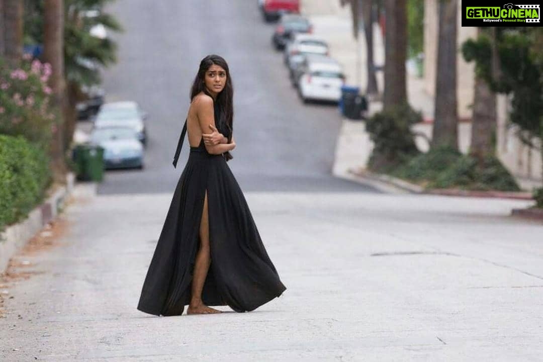 Mrunal Thakur Instagram - Love Sonia will be released in the UK.. . . . #2019 #lovesonia #uk