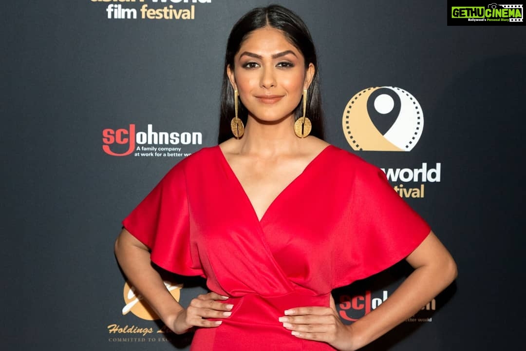 Mrunal Thakur Instagram - The best part of Meryl Streep's speech at the 2017 Golden Globe was when she honoured the late, great Carrie Fisher ..... . . . Take yout broken heart, make it into art.. . . . A film which will always be close to my heart .... @lovesoniamovie at @asianworldff ❣ ❣ ❣ Hair @allisonnoellemakeup Makeup @adamchristophermakeup Styled by @missblender Earrings @flowerchildbyshaheenabbas #asia #worldcinema #filmfestival #lovesonia #redcarpet #LA #california #traveltheworld #lovemyjob #actorslife #hardwork #blessed Los Angeles, California