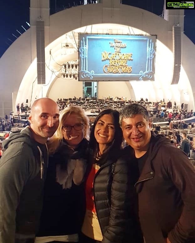 Mrunal Thakur Instagram - The nightmare before Christmas !! . . . . . Such a great night ! Thank you guys 😘🤗❤ . . . . #dannyelfman #ChrisSarandon #CatherineO'Hara, #WilliamHickey, #KenPage #PaulReubens #GlennShadix #EdIvory #disney #halloween 🎃🎃🎃🎃 Hollywood Bowl