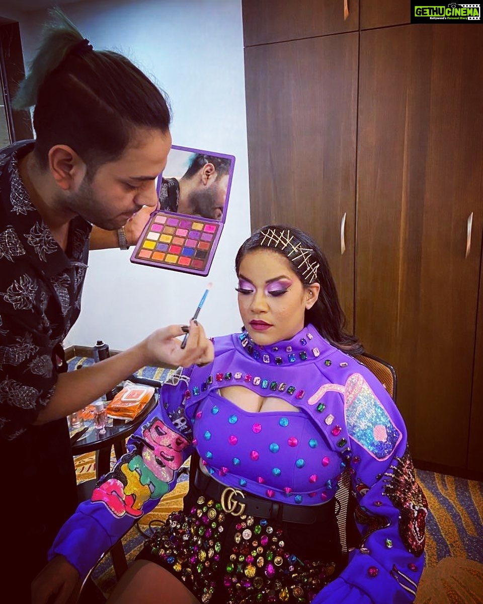 Mumaith khan instagram