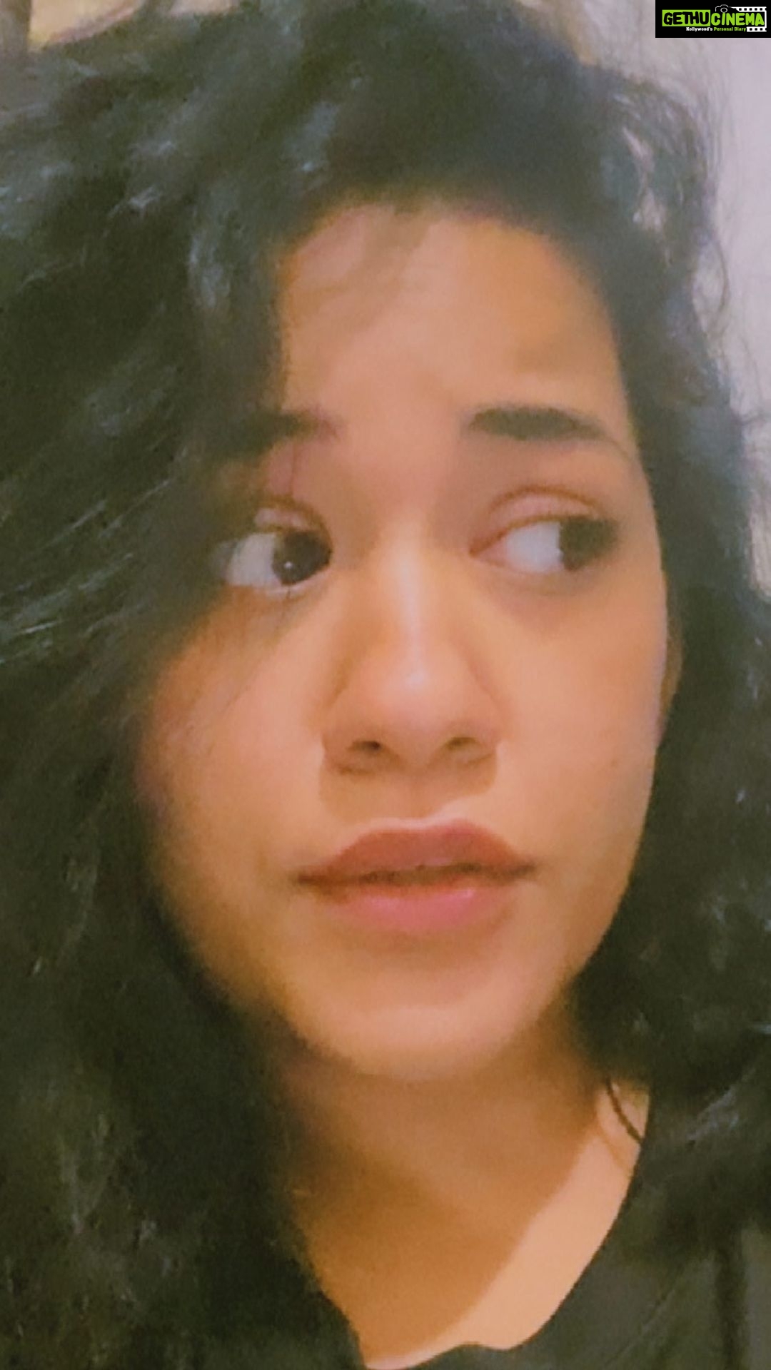 Mumaith Khan Instagram - To say "I love you" one must know first how to say the "I".-Ayn Randπ. #acceptance #awesome #believeinyourself #respectyourself #care #dreams #encouragement #faith #grace #glitter #smile #stronger #peace #positivity #innerpeace #workhard #appreciation #selfesteem #selfrespect #motivation #wiser #wisdom #happiness #love #life ππΈπ